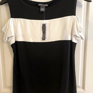 ❤️ 3 for $15; CHELSEA  & THEODORE, NWT, Tagged a L, I wear a M